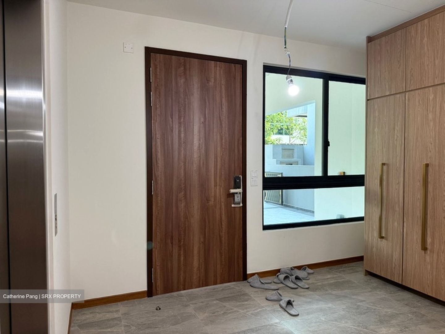 Belgravia Drive (D28),  #613695401